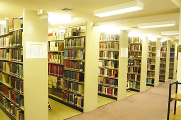 写真:アデレード大学の図書館